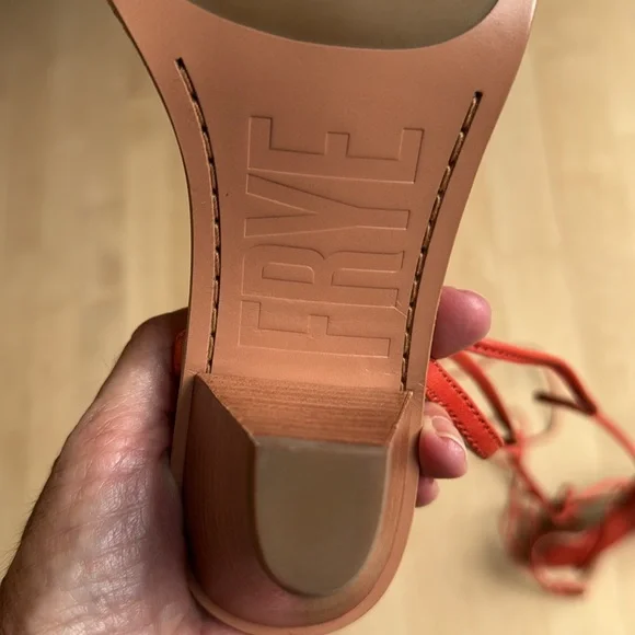 FRYE Estelle Ankle Tie Fiesta Leather Sz 6 - Picture 9 of 11